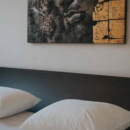 Tolstoi Apartmán Milán